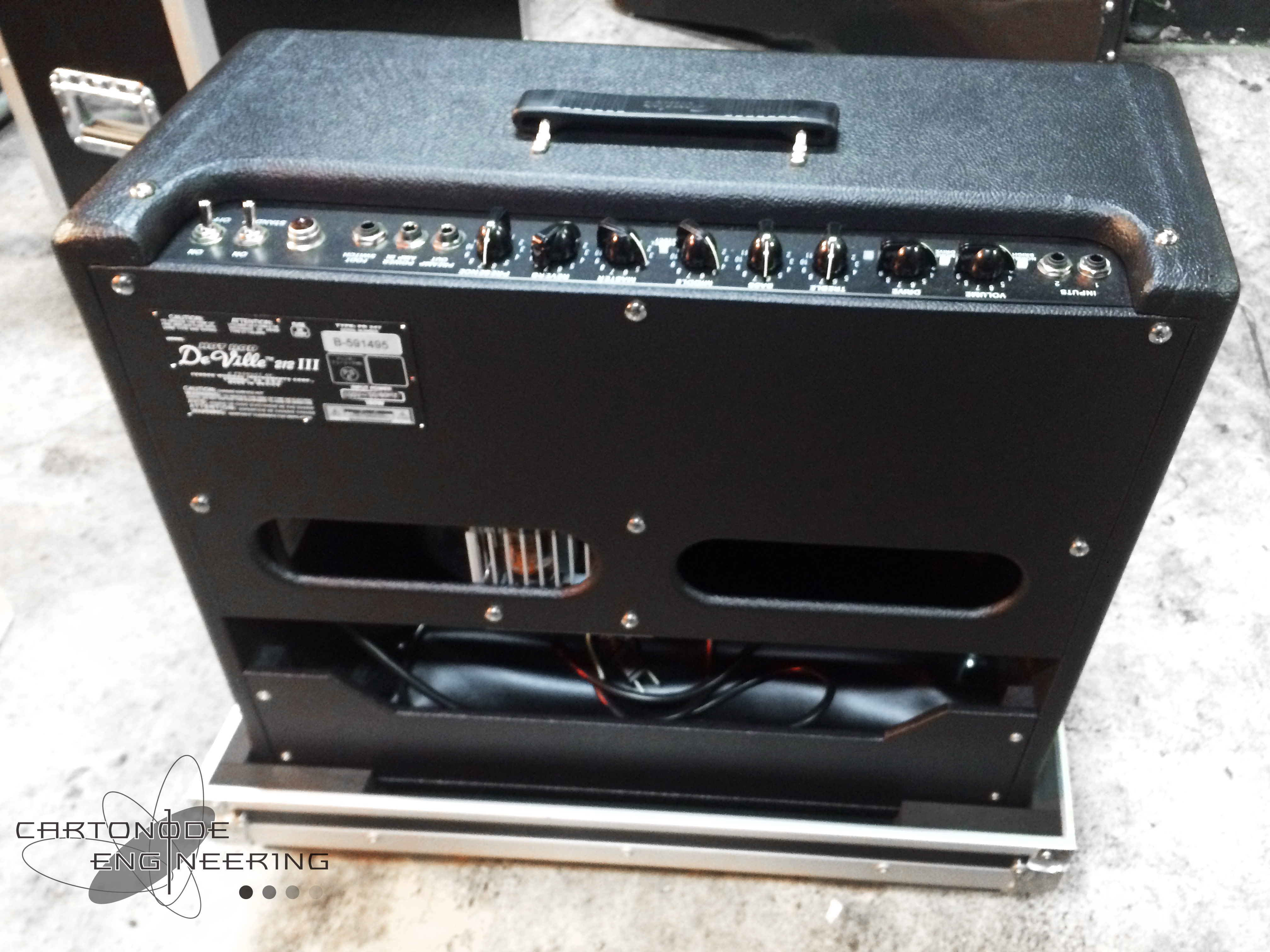 FENDER HOT ROD DEVILLE 212 III コンボアンプ 専用ハードケース 