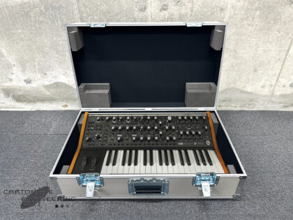 CAESSE モーグ MOOG MOOG Subsequent37 シンセサイザー専用 フライトケース オーダーハードケース